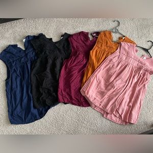 🚨 5 women’s sleeveless blouses 🚨